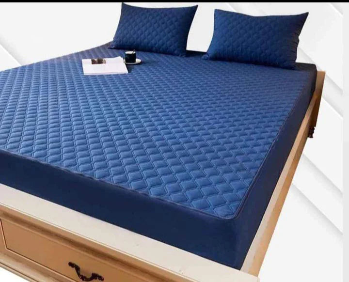 PROTECTOR DE COLCHON ANTIFLUIDO Y FUNDAS