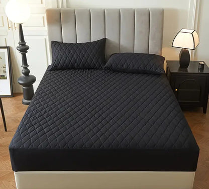 PROTECTOR DE COLCHON ANTIFLUIDO Y FUNDAS